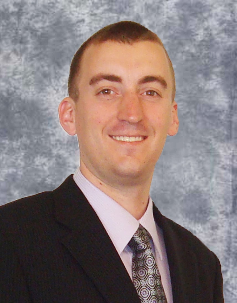 Greg Broadbent Port left 4 22 10 copy 768x982