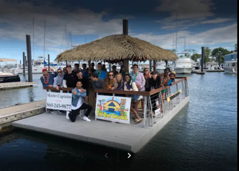 Tiki Bar Cruises 2 768x548
