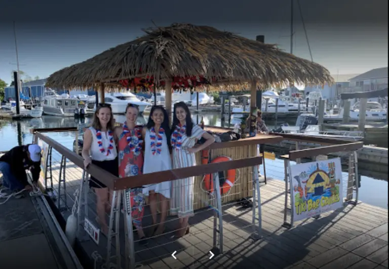 Tiki Bar Cruises 4 768x530